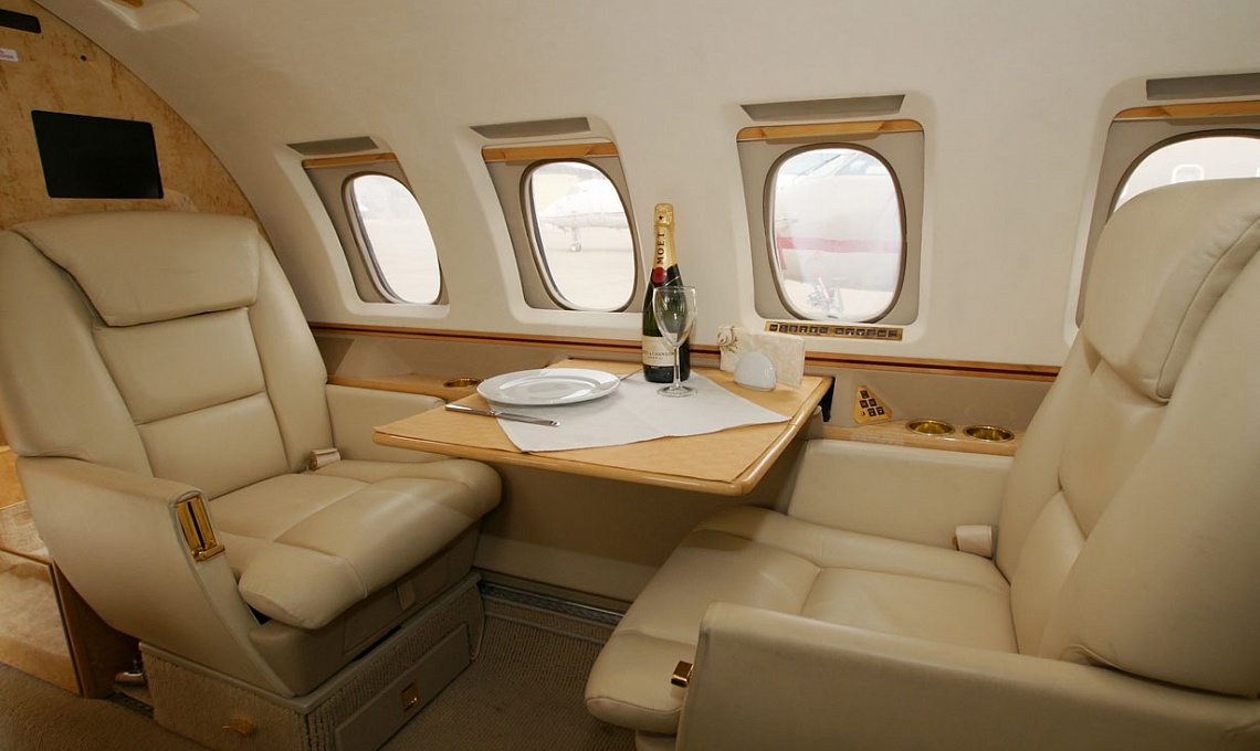 cabina Beechcraft Hawker 1000